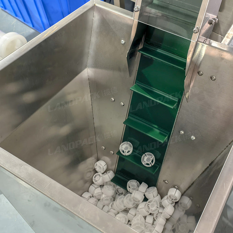 Spout Pouch Filling Capping Machine With CIP and Pouch Feeding System