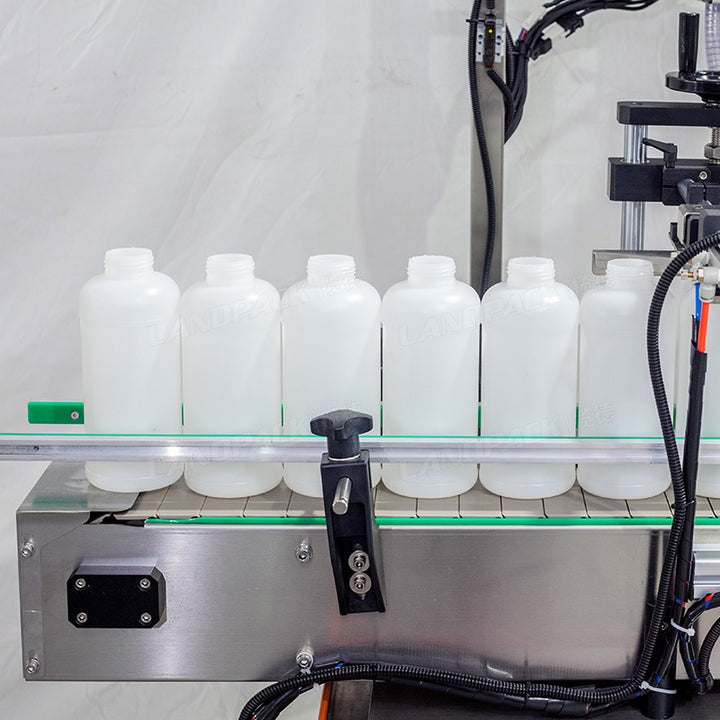 Automatic 4 Heads Gear Pump Liquid Plastic Bottle Filling Machine