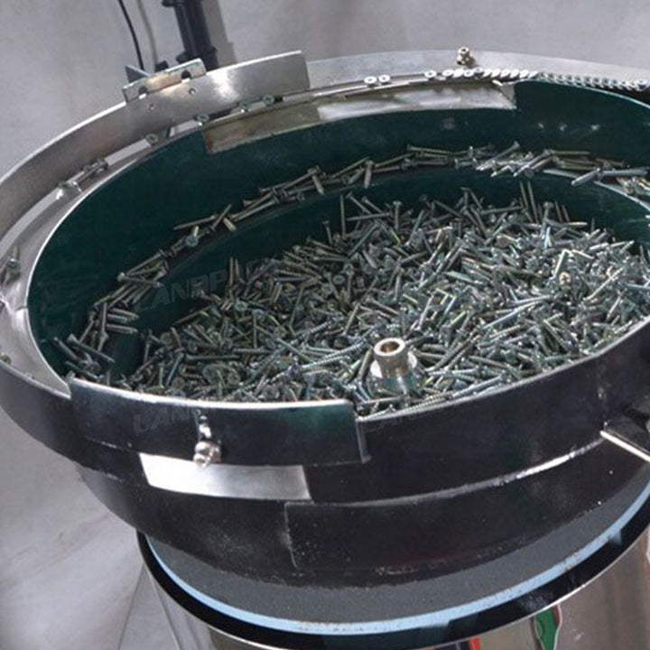 High Quality Hardware Screws Counting Packing Machine With 3 Vibrate Feeder