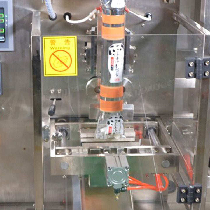 High Quality Hardware Screws Counting Packing Machine With 3 Vibrate Feeder