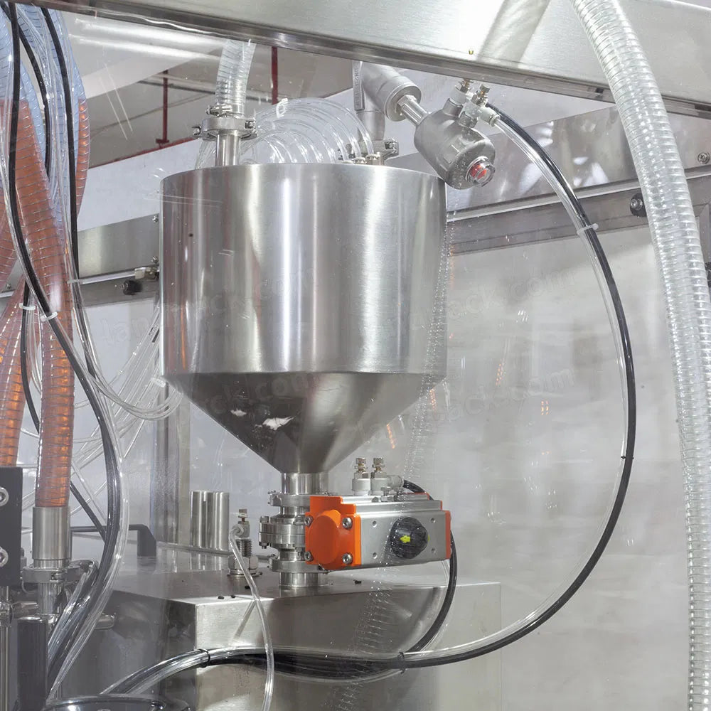 500ml-5L Automatic Liquid Filling Capping and Labelling Machine Line