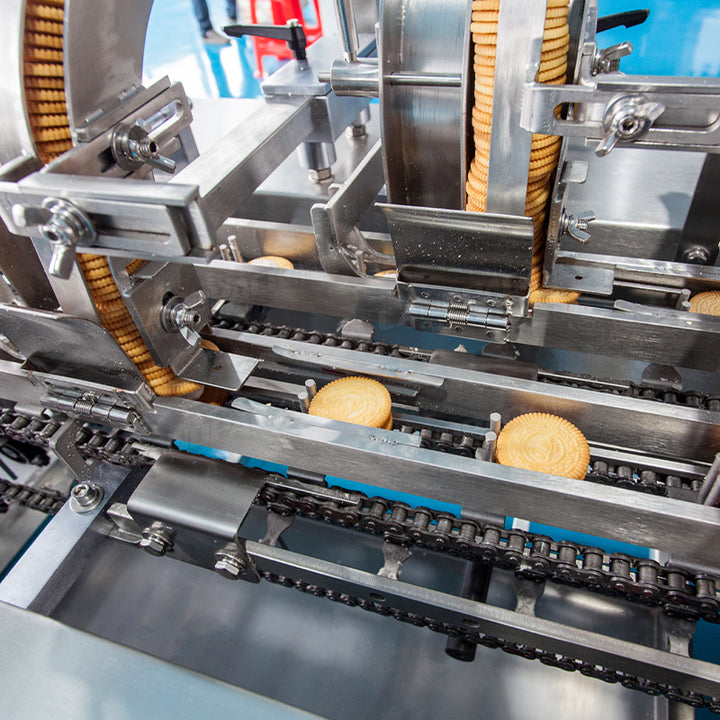Automatic Sandwich Biscuits Packing Machine With Cream Injector