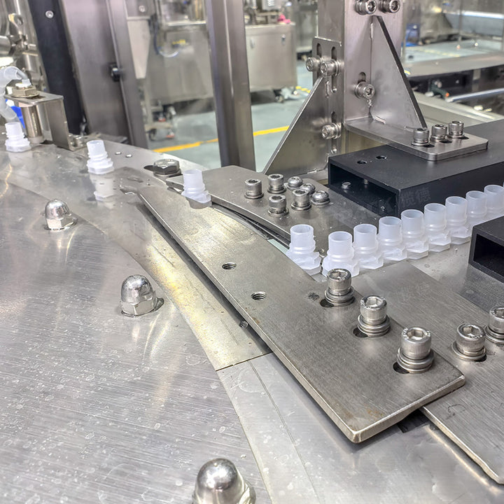 Spout Pouch Filling Capping Machine With CIP and Pouch Feeding System