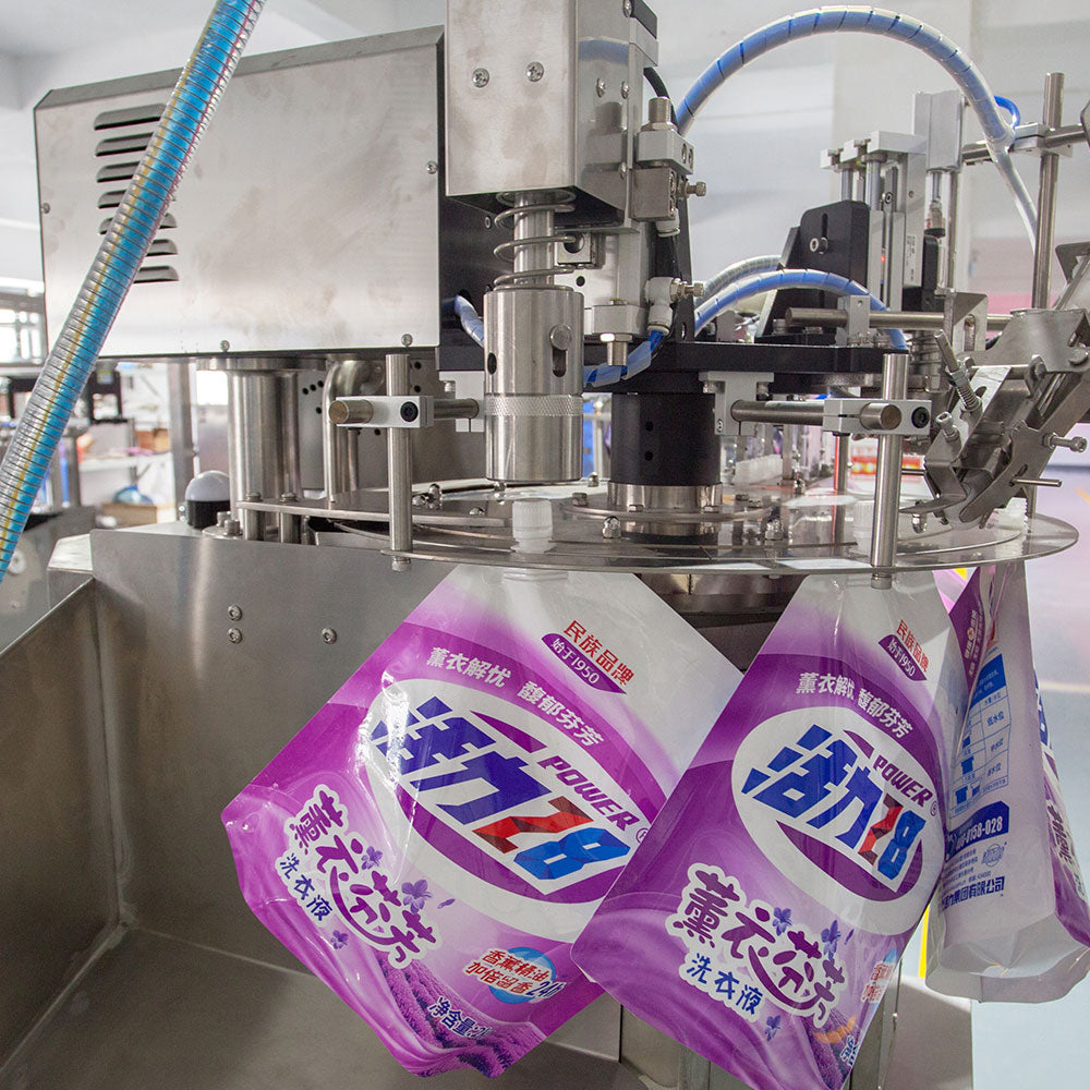 Automatic Spout Pouch Squeeze Pouch Rotary Liquid Filling Capping Machine