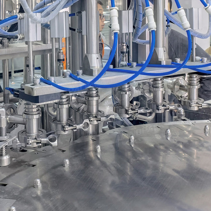 Spout Pouch Filling Capping Machine With CIP and Pouch Feeding System