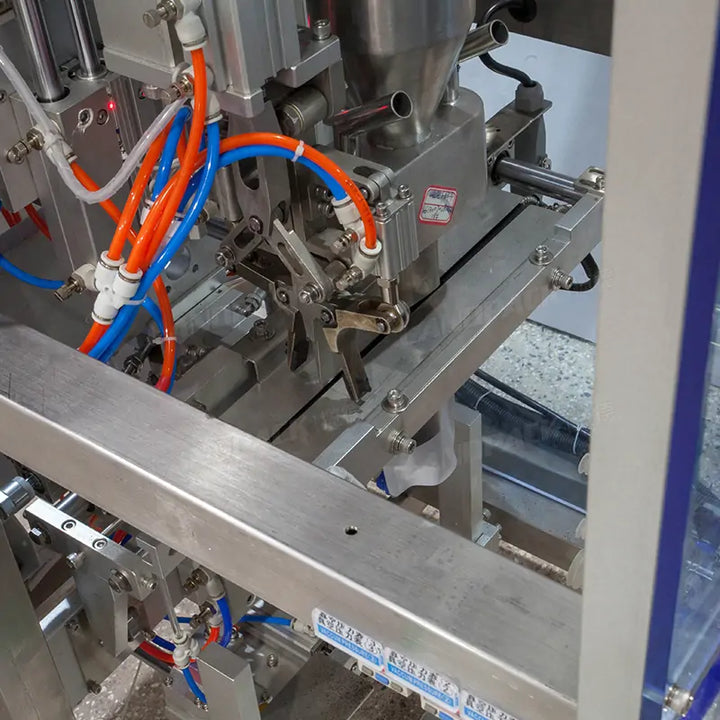 Automatic Roasted Coffee Beans Premade Zipper Doypack Packing Machine with 4-Head Linear Weigher