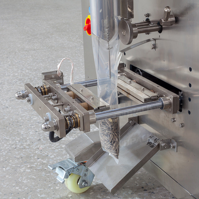 Automatic Marijuana/ Cannabis Packaging Machine With Measuring Cups Equipment