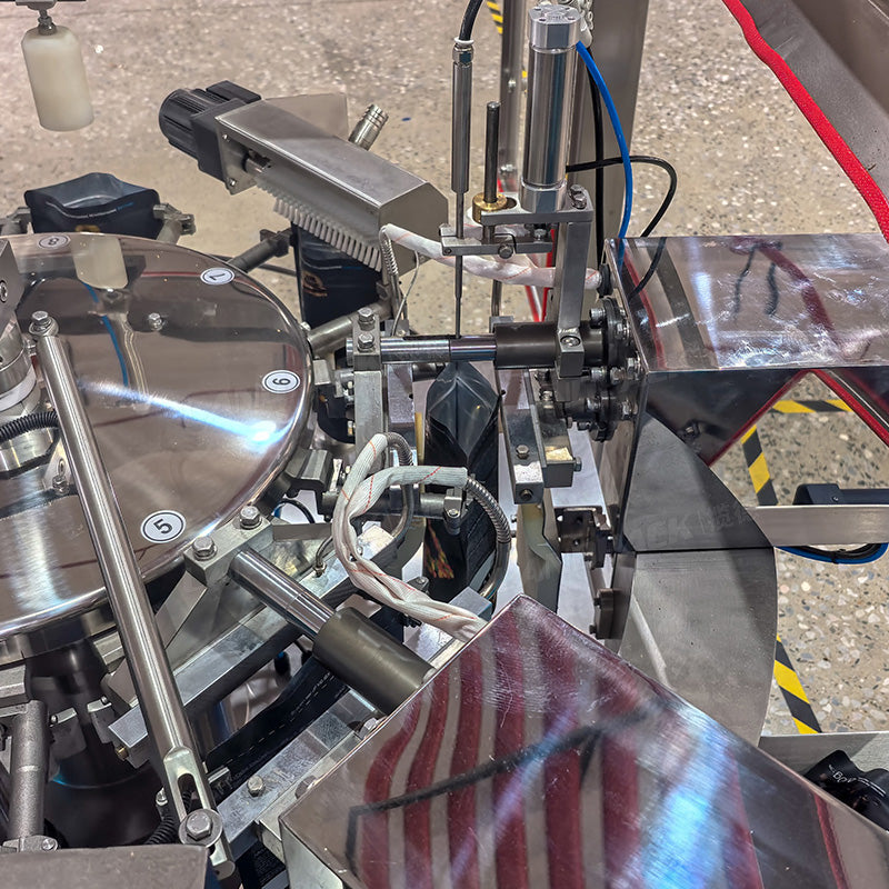 Automatic Rotary Premade Pouch Doypack Granule Filling and Sealing Machine