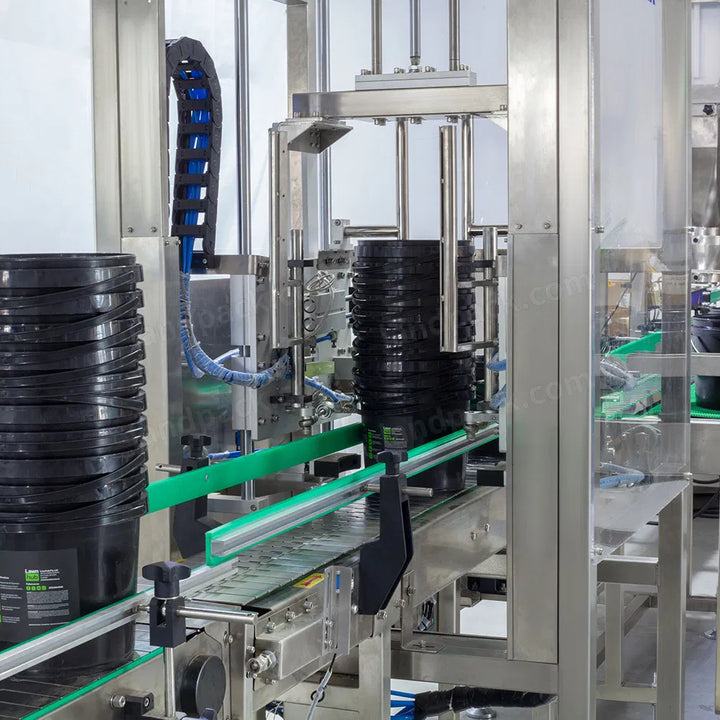 Automatic 2 Heads Linear Weigher Fertilizer Filling Capping Machine Line