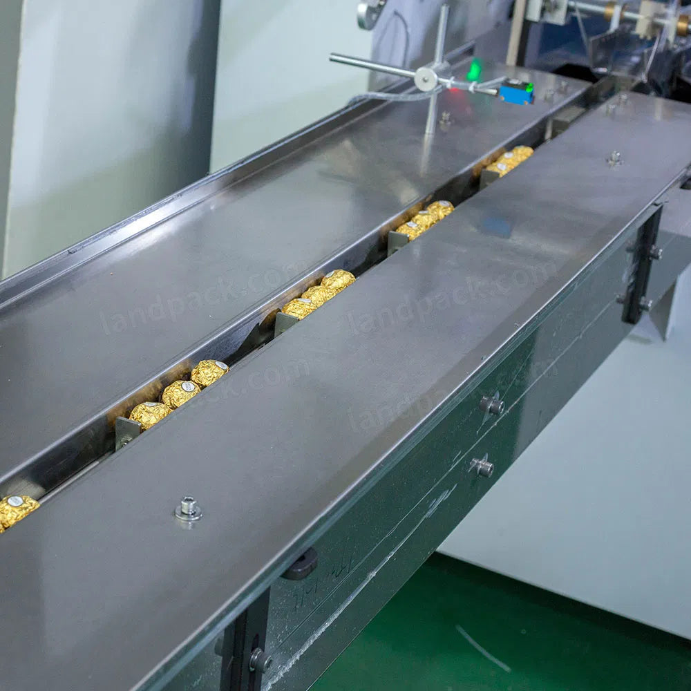 Automatic Candy Gummy Horizontal Flow Wrap Machine Pillow Packing Machine