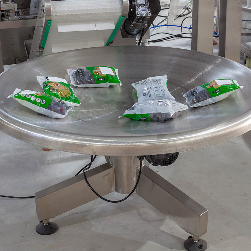 Automatic Dry Fruits Strawberry Vertical Weighing and Packing Machine