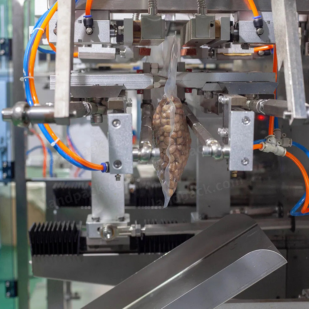 Automatic 4 Heads Linear Weighers Grain Product Premade Pouch Packaging Machine