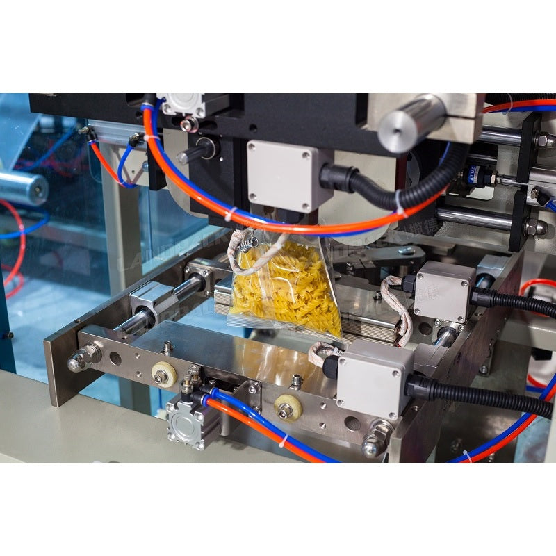 Automatic Granule Spaghetti Potato Chips Snack Vertical Packing Packaging Machine Line
