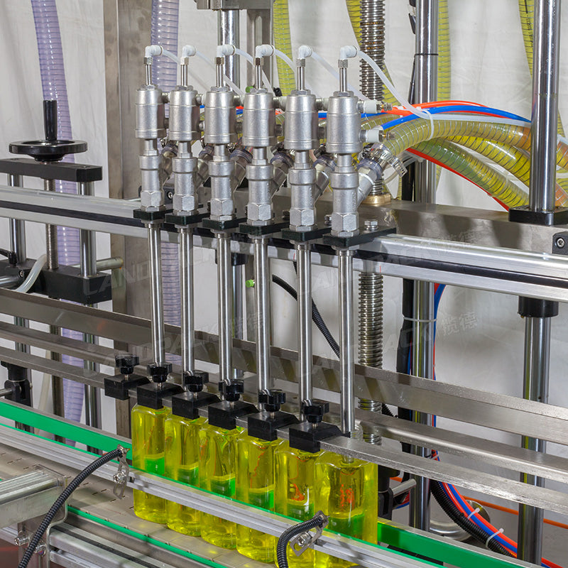 Automatic Plastic Bottle Liquid Filling Capping Labeling Machine Line