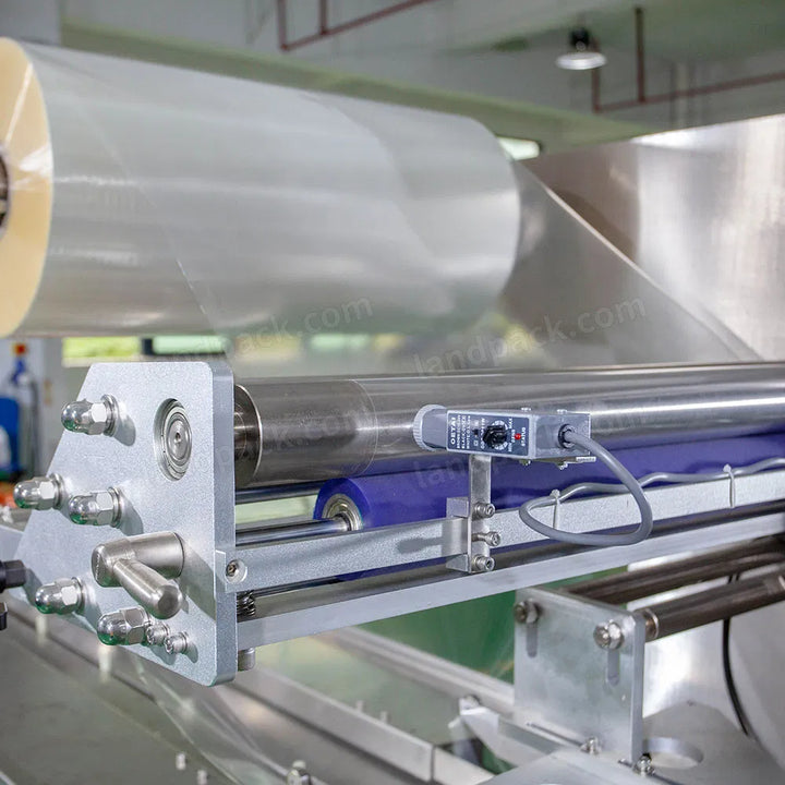 Automatic Horizontal Pillow Flow Vegetable Fruit Packaging Machine