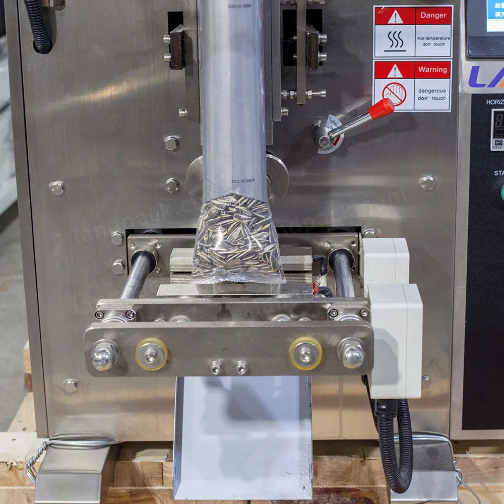 Fully Automatic Measuring Cup Silica Gel Vertical Form Fill Seal Packing Machine