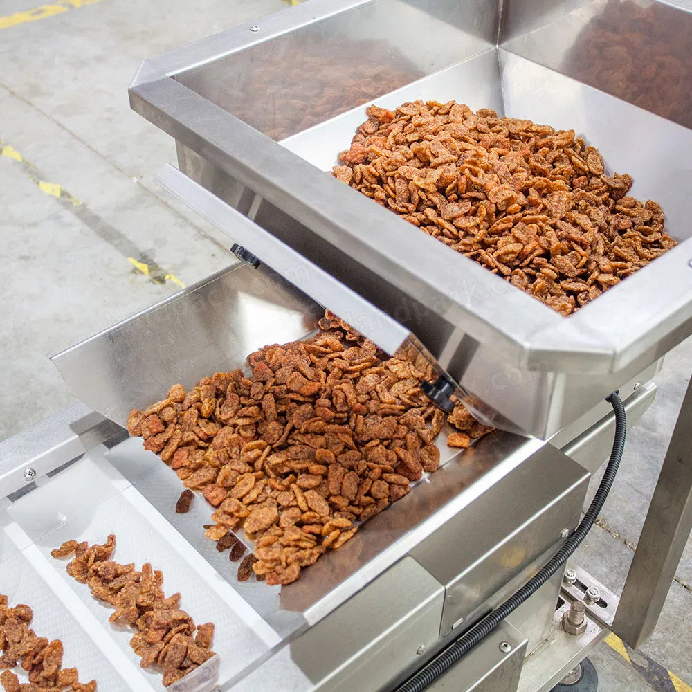 Fully Automatic Weighing Packaging Dry Food Cashew Nuts Bean Packaging Machine