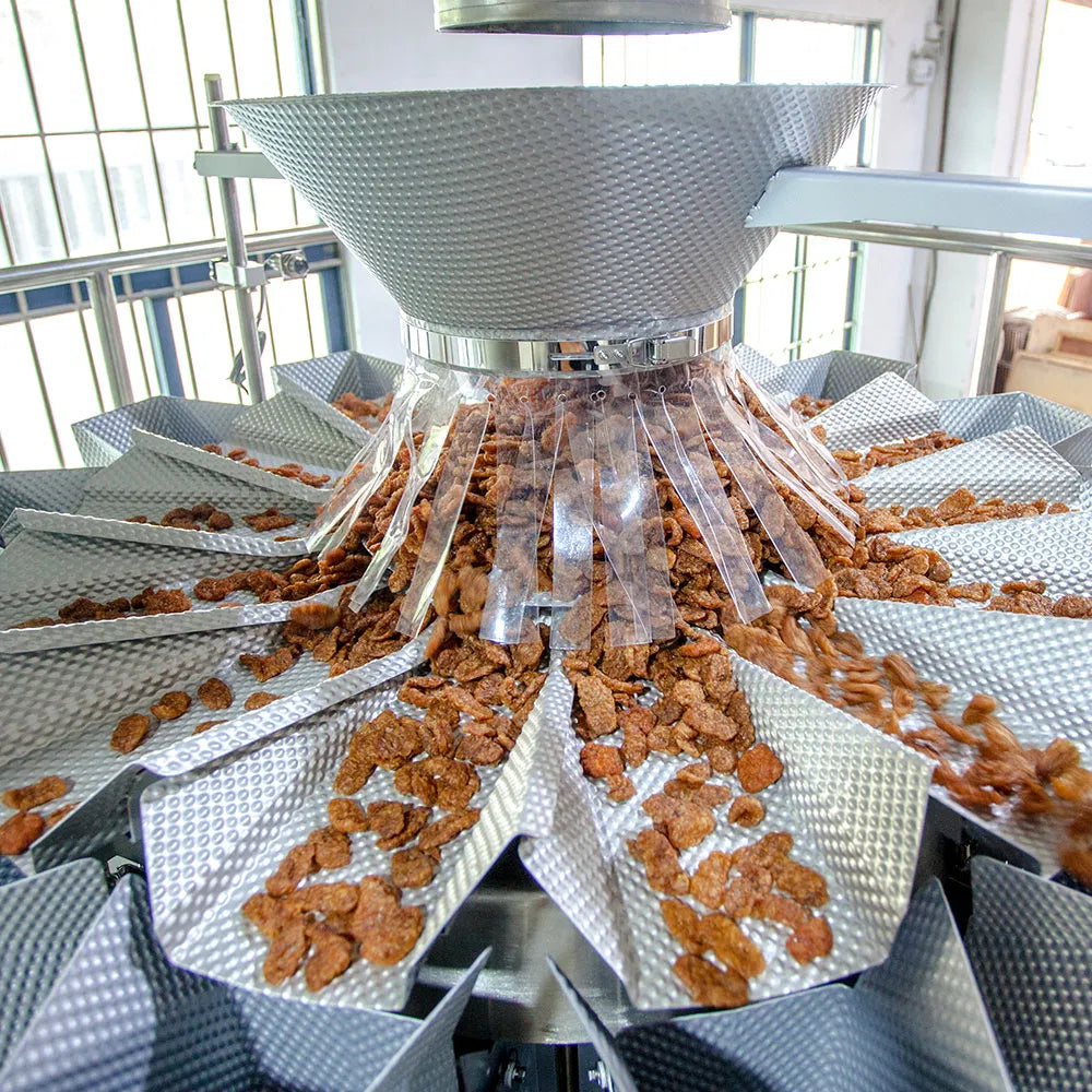 Fully Automatic Weighing Packaging Dry Food Cashew Nuts Bean Packaging Machine