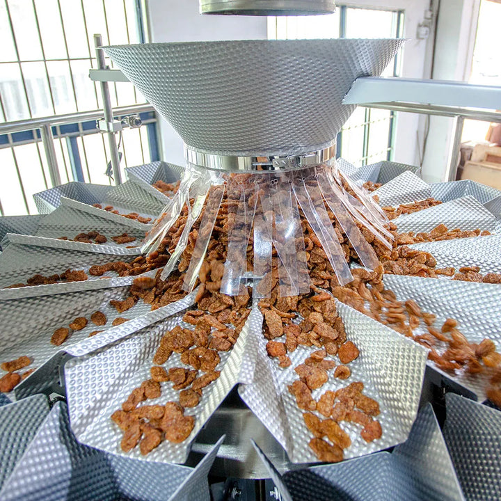 Fully Automatic Weighing Packaging Dry Food Cashew Nuts Bean Packaging Machine