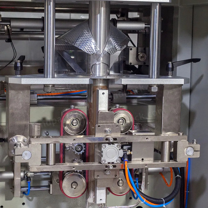 Fully Automatic Weighing Packaging Dry Food Cashew Nuts Bean Packaging Machine