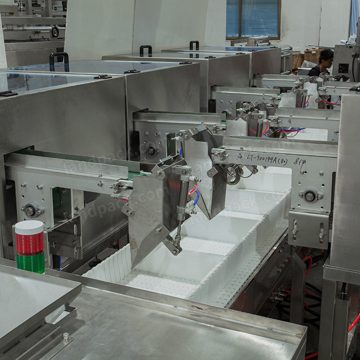 High Accuracy Fasteners Hardware Packing Machine