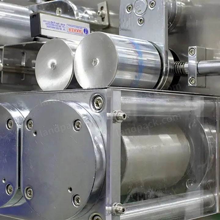 High-Speed Automatic Cutlery & Napkin Packing Machine – Fork, Spoon, Knife Packaging Machine