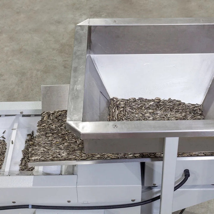 Automatic Sunflower Seeds Snack Food Vertical Form Fill Seal Packing Machine