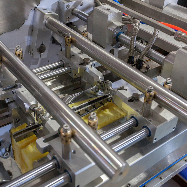 Automatic Horizontal Premade Pouch Doypack Packing Machine For Powder And Liquid